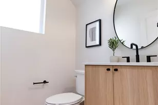 1530 25th Ave, Seattle, WA 98122 - Photo 10