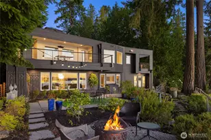 12145 Arrow Point Loop NE, Bainbridge Island, WA 98110 - Photo 2