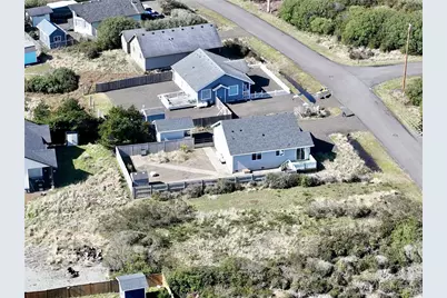 419 N Portal Loop SW, Ocean Shores, WA 98569 - Photo 6