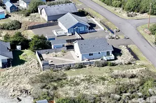 419 N Portal Loop SW, Ocean Shores, WA 98569 - Photo 6