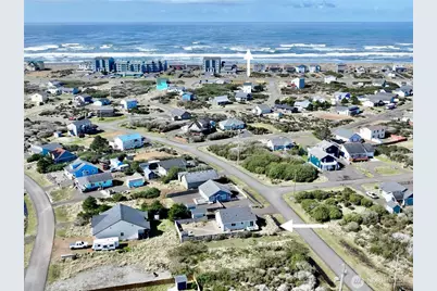 419 N Portal Loop SW, Ocean Shores, WA 98569 - Photo 2