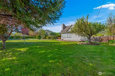 1000 N Western Avenue, Wenatchee, WA 98801 - Photo 4