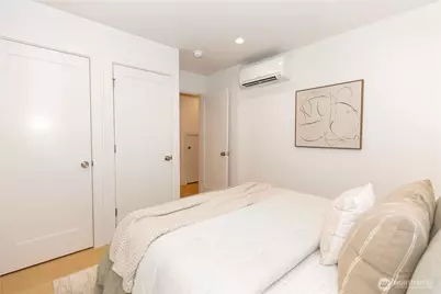 1530 25th Ave #B, Seattle, WA 98122 - Photo 14