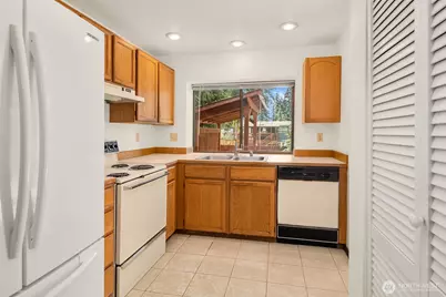 2426 198th Place SW, Lynnwood, WA 98036 - Photo 16