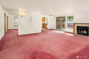 2426 198th Pl SW, Lynnwood, WA 98036 - Photo 10