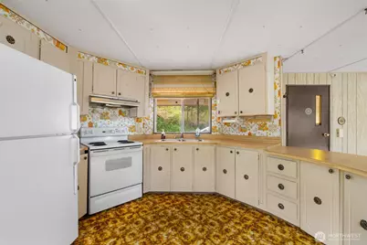 4449 Beach Drive E #22, Port Orchard, WA 98366 - Photo 8