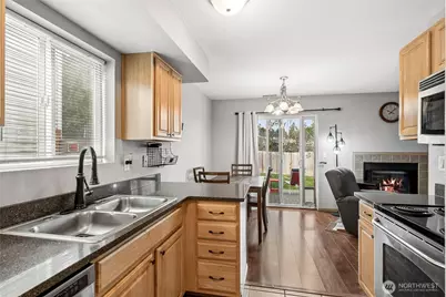 4911 N Vista Drive E #1, Bonney Lake, WA 98391 - Photo 10