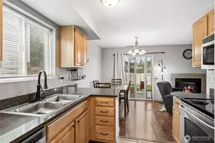 4911 N Vista Dr E, Bonney Lake, WA 98391 - Photo 10