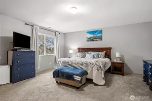 4911 N Vista Dr E, Bonney Lake, WA 98391 - Photo 14