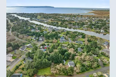 855 Hake Court SW, Ocean Shores, WA 98569 - Photo 1