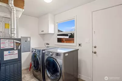 919 S 74th Street, Tacoma, WA 98408 - Photo 20