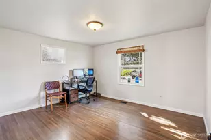 919 S 74th St, Tacoma, WA 98408 - Photo 16