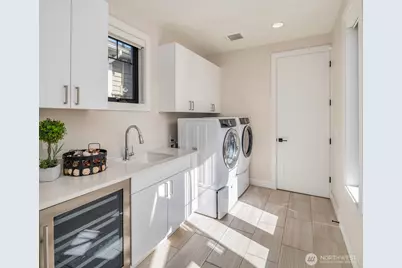 1231 4th Street W, Kirkland, WA 98033 - Photo 20