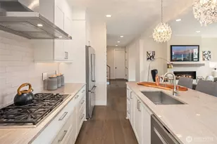 1231 4th St W, Kirkland, WA 98033 - Photo 12