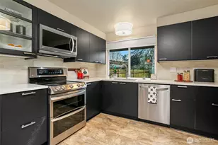 14203 NE 63rd Ct, Redmond, WA 98052 - Photo 8