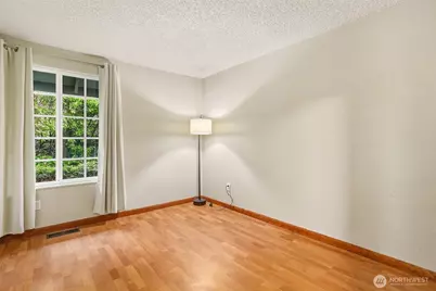 14203 NE 63rd Court, Redmond, WA 98052 - Photo 10