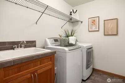 4727 245th Lane SE, Sammamish, WA 98074 - Photo 20