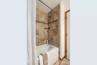 4727 245th Lane SE, Sammamish, WA 98074 - Photo 28