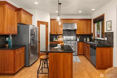 4727 245th Lane SE, Sammamish, WA 98074 - Photo 12