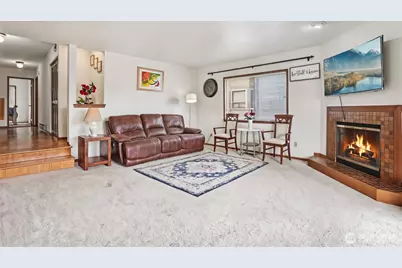 17440 NE 38th Street #A201, Redmond, WA 98052 - Photo 2