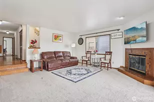 17440 NE 38th St, Redmond, WA 98052 - Photo 2