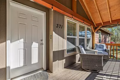 371 Sunset Drive, Oak Harbor, WA 98277 - Photo 4