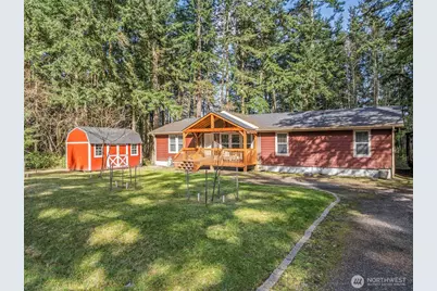 371 Sunset Drive, Oak Harbor, WA 98277 - Photo 1