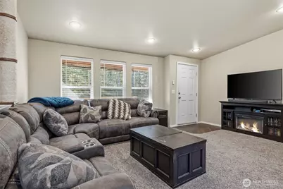 371 Sunset Drive, Oak Harbor, WA 98277 - Photo 8