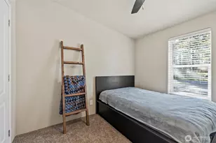 371 Sunset Dr, Oak Harbor, WA 98277 - Photo 20