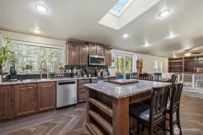 371 Sunset Drive, Oak Harbor, WA 98277 - Photo 10