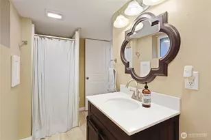 1121 Chester Ave, Bremerton, WA 98337 - Photo 30