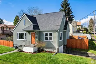 1121 Chester Ave, Bremerton, WA 98337 - Photo 4