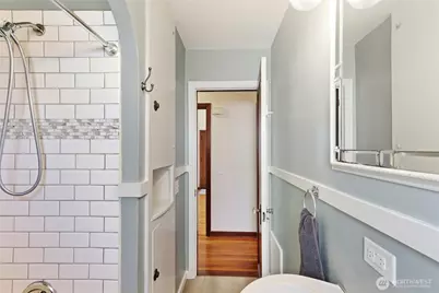 1121 Chester Avenue, Bremerton, WA 98337 - Photo 18