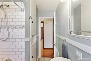 1121 Chester Ave, Bremerton, WA 98337 - Photo 18