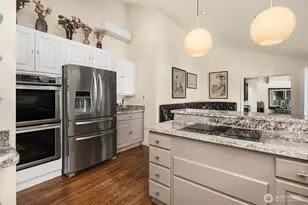 13731 42nd Pl NE, Seattle, WA 98125 - Photo 10