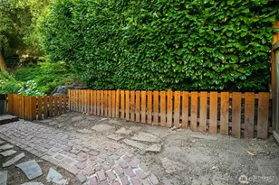 13731 42nd Pl NE, Seattle, WA 98125 - Photo 26