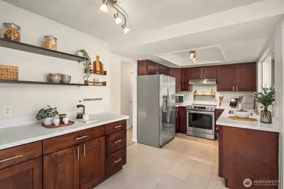 12710 NE 111th Place, Kirkland, WA 98033 - Photo 14