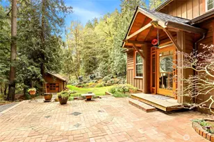 7400 Island Center Rd NE, Bainbridge Island, WA 98110 - Photo 2