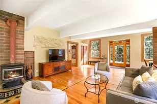 7400 Island Center Rd NE, Bainbridge Island, WA 98110 - Photo 10