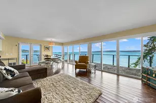 8032 SW Hawthorne Ln, Vashon, WA 98070 - Photo 12