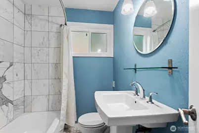 8032 SW Hawthorne Lane, Vashon, WA 98070 - Photo 18