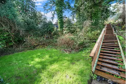 8032 SW Hawthorne Lane, Vashon, WA 98070 - Photo 28