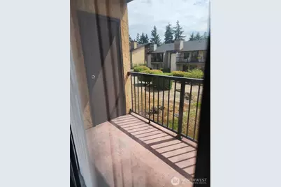 14510 124th Avenue NE #B141, Kirkland, WA 98034 - Photo 10