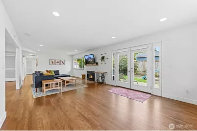 11217 NE 147th Street, Kirkland, WA 98034 - Photo 8