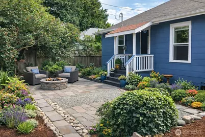 5611 Brooklyn Ave NE, Seattle, WA 98105 - Photo 12