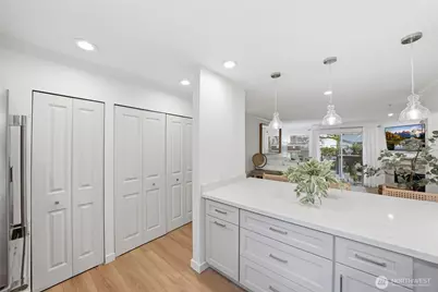 25025 SE Klahanie Boulevard #K101, Sammamish, WA 98029 - Photo 10