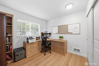 25025 SE Klahanie Boulevard #K101, Sammamish, WA 98029 - Photo 20