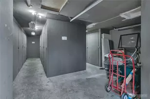 13704 37th Ave S, Tukwila, WA 98168 - Photo 20