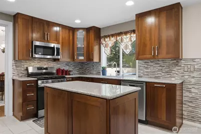 11949 Mayfair Avenue SW, Port Orchard, WA 98367 - Photo 4