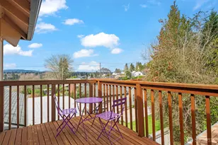 2007 E 15th St, Bremerton, WA 98310 - Photo 6